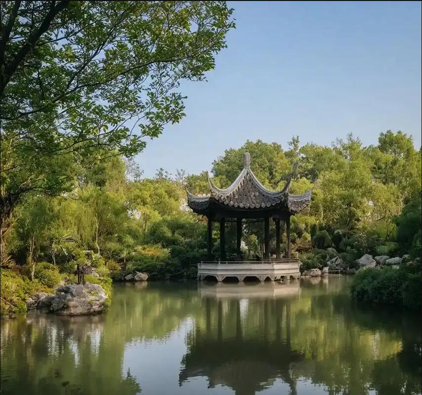 吴川冷漠餐饮有限公司